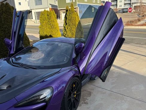 Used 2019 McLaren 600LT image 8