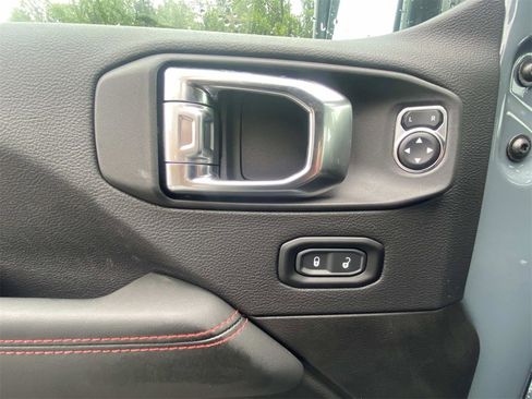 New 2025 Jeep Gladiator Rubicon image 28