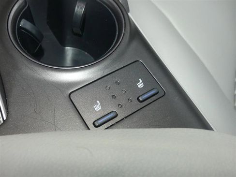 Used 2024 Toyota Camry SE w/ Cold Weather Package FWD image 40