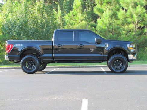 Used 2023 Ford F150 XLT w/ Equipment Group 301A Mid AWD/4WD image 4
