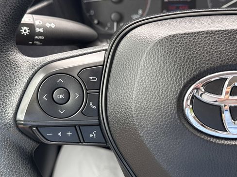 Used 2024 Toyota Corolla LE FWD image 19