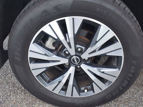 Used 2023 Nissan Rogue SV FWD image 13
