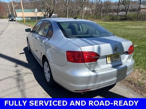 Used 2014 Volkswagen Jetta SE image 3