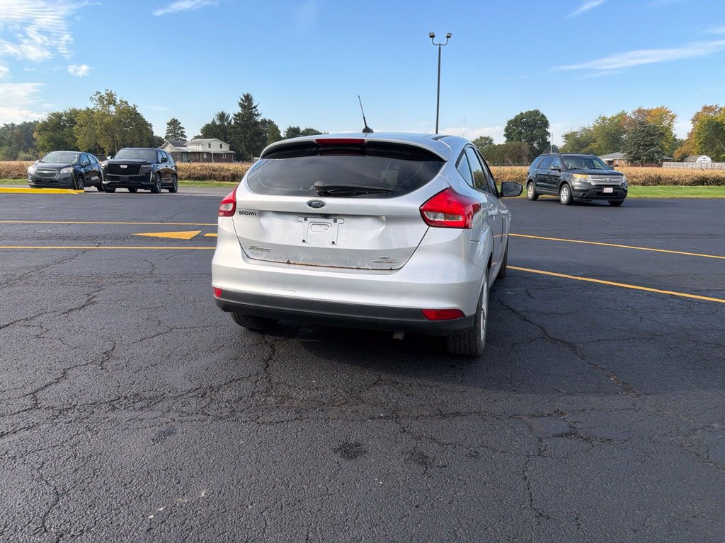 Used 2015 Ford Focus SE FWD image 13