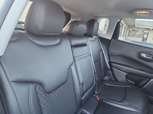 Used 2018 Jeep Compass Latitude w/ Cold Weather Group image 29