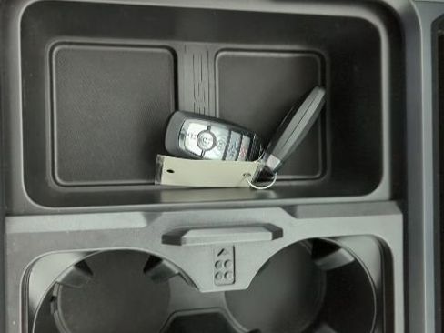 Used 2024 Ford F350 Platinum w/ FX4 Off-Road Package image 15