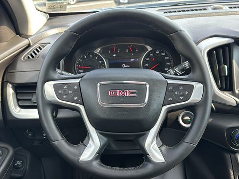 Used 2024 GMC Terrain SLT AWD/4WD image 26