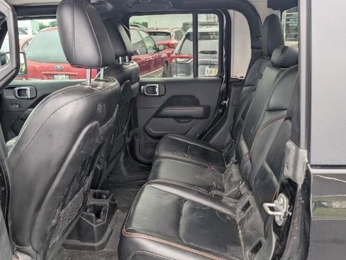 Used 2021 Jeep Gladiator Mojave w/ Dual Top Group image 24