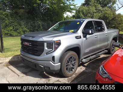 Used 2025 GMC Sierra 1500 Elevation w/ Elevation Premium Package