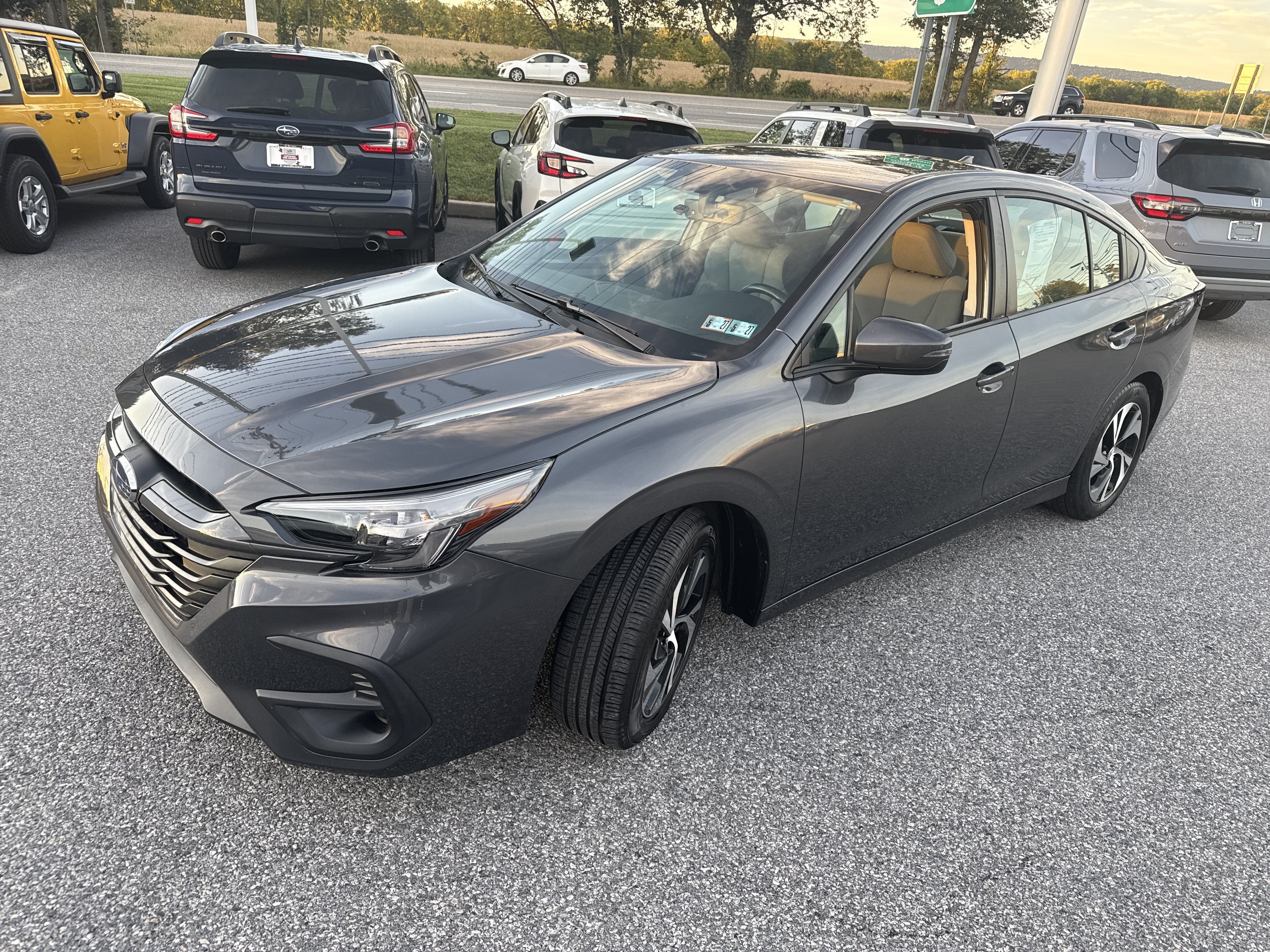Used 2024 Subaru Legacy Premium AWD/4WD image 3
