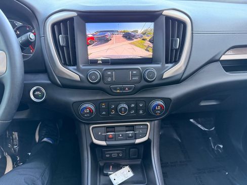Used 2023 GMC Terrain Denali AWD/4WD image 22