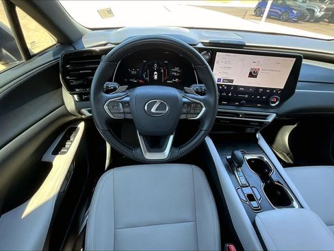 Used 2025 Lexus RX 350 Premium FWD image 6