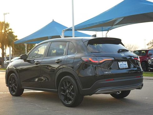 Used 2024 Honda HR-V Sport image 4