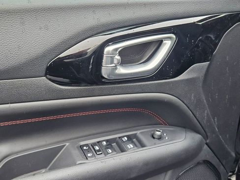 New 2026 Jeep Compass Trailhawk image 11