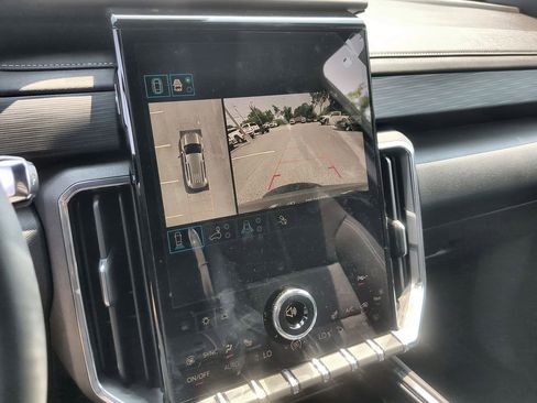 New 2025 GMC Acadia Elevation image 15