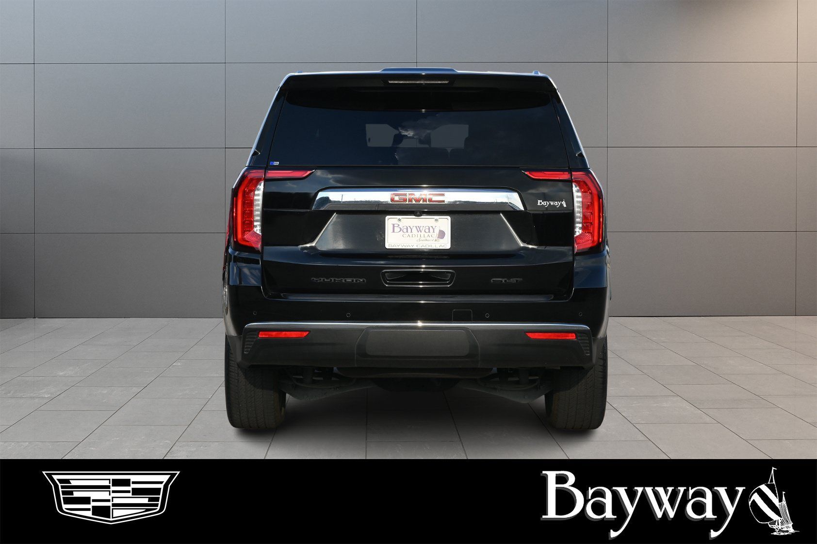 Used 2024 GMC Yukon SLT w/ SLT Luxury Package RWD image 7