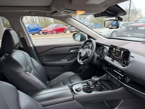Used 2023 Nissan Rogue SL w/ SL Premium Package AWD/4WD image 12