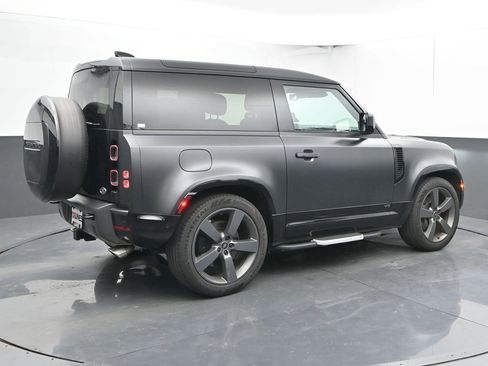 Used 2023 Land Rover Defender 90 V8 image 11
