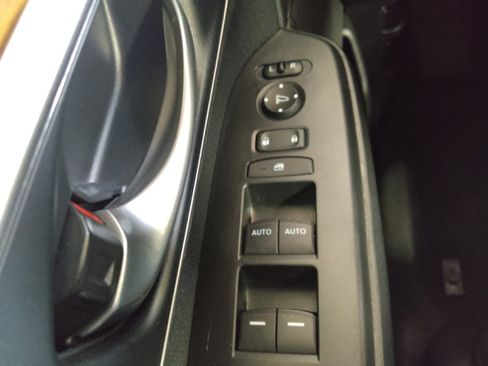 Used 2019 Honda CR-V EX image 27