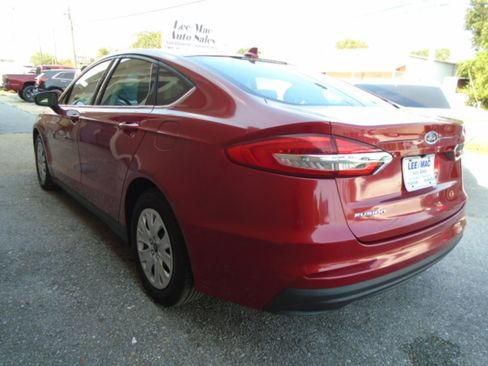 Used 2020 Ford Fusion S image 4