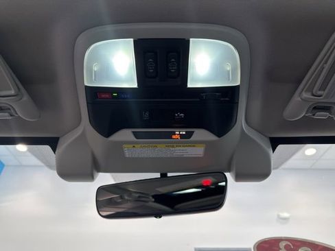 Used 2023 Subaru Crosstrek 2.5i Limited image 32