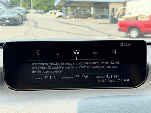 Used 2025 MAZDA CX-50 AWD 2.5 S w/ Preferred Package image 16