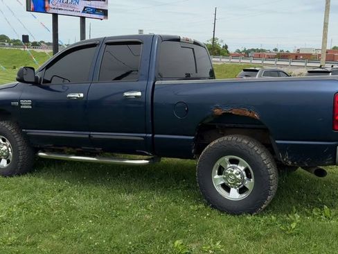 Used 2007 Dodge Ram 2500 Truck SLT w/ Quad Cab Big Horn Value Group AWD/4WD image 4