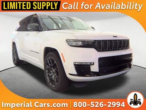 Used 2025 Jeep Grand Cherokee L Summit w/ Obsidian Package AWD/4WD image 1