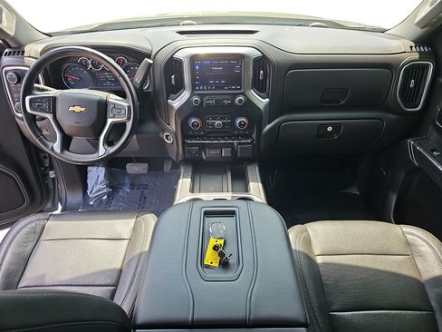 Used 2019 Chevrolet Silverado 1500 LTZ w/ LTZ Plus Package AWD/4WD image 10