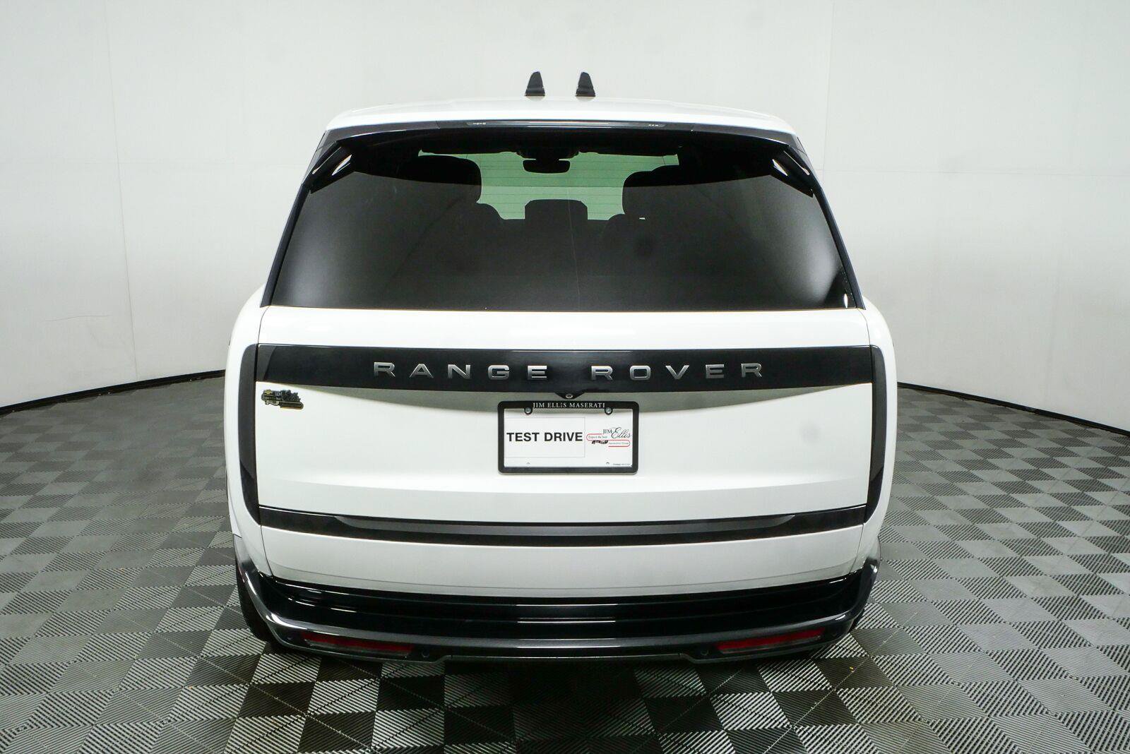 Used 2024 Land Rover Range Rover SE AWD/4WD image 30