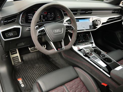 Used 2026 Audi RS 6 performance AWD/4WD image 10
