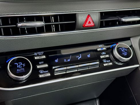 Used 2023 Hyundai Sonata SEL image 19