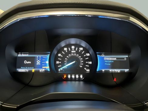 Certified 2021 Ford Edge Titanium w/ Canadian Touring Package AWD/4WD image 15