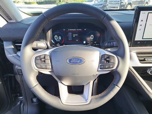 New 2026 Ford Explorer Active image 28