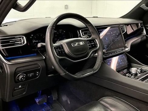 Used 2024 Jeep Grand Wagoneer Series II Obsidian w/ Quick Order Packagew 28T AWD/4WD image 16