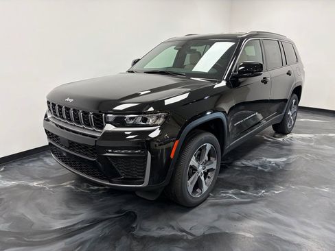 New 2026 Jeep Grand Cherokee L Limited AWD/4WD image 18