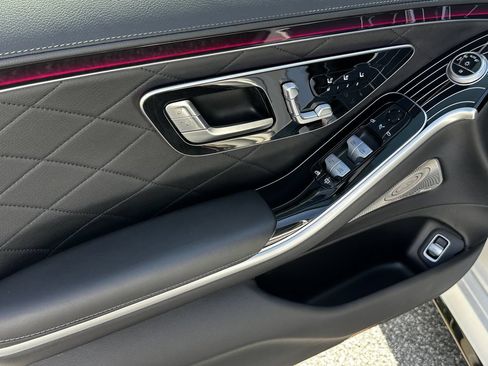 Certified 2024 Mercedes-Benz S 580 4MATIC Sedan image 11