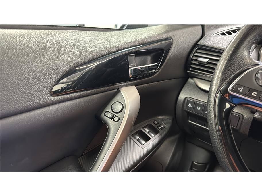 Used 2024 Mitsubishi Eclipse Cross SE AWD/4WD image 30