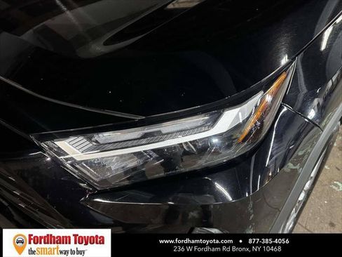 Certified 2025 Toyota RAV4 XLE AWD/4WD image 8