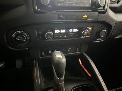 Used 2024 Nissan Frontier PRO-4X w/ Pro Convenience Package image 65