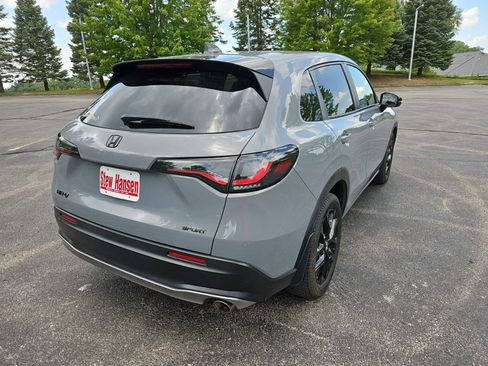 Used 2023 Honda HR-V Sport image 6