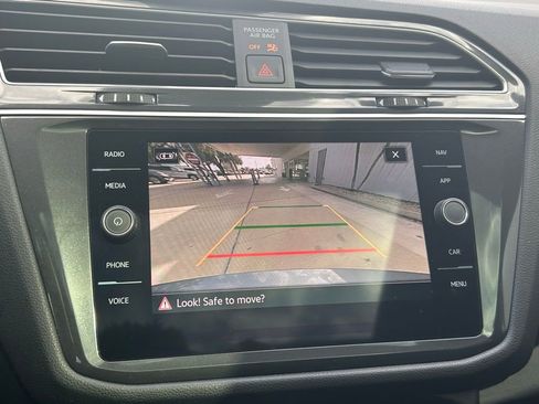 Used 2024 Volkswagen Tiguan SEL R-Line image 19