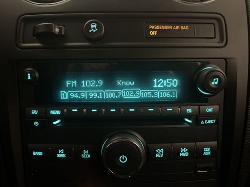 Used 2011 Chevrolet HHR LS image 7