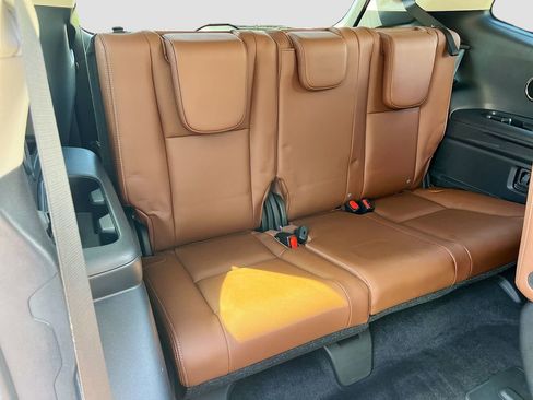 Used 2022 Subaru Ascent Touring image 28