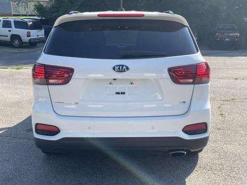 Used 2020 Kia Sorento S FWD image 4