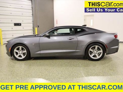 Used 2022 Chevrolet Camaro LT RWD image 5