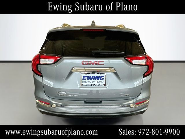 Used 2023 GMC Terrain Denali w/ Denali Premium Package AWD/4WD image 6