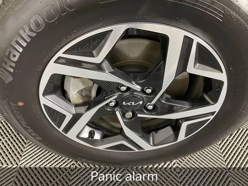 Certified 2023 Kia Sportage LX image 12