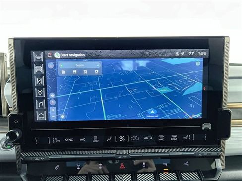 Used 2024 GMC Hummer EV 2X w/ Extreme Off-Road Package image 14