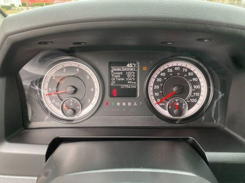 Used 2016 RAM 1500 Express image 15